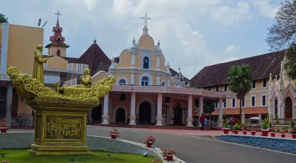 St. Joseph's Monastery, Kottayam, Kerala - Vushii.com